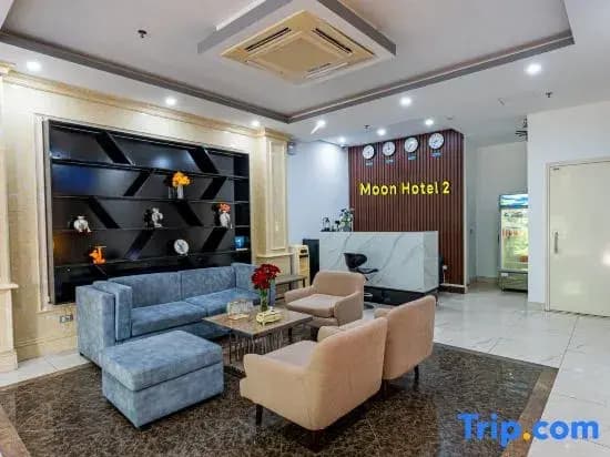 Moon Hotel 2 Do Quang - photo 1