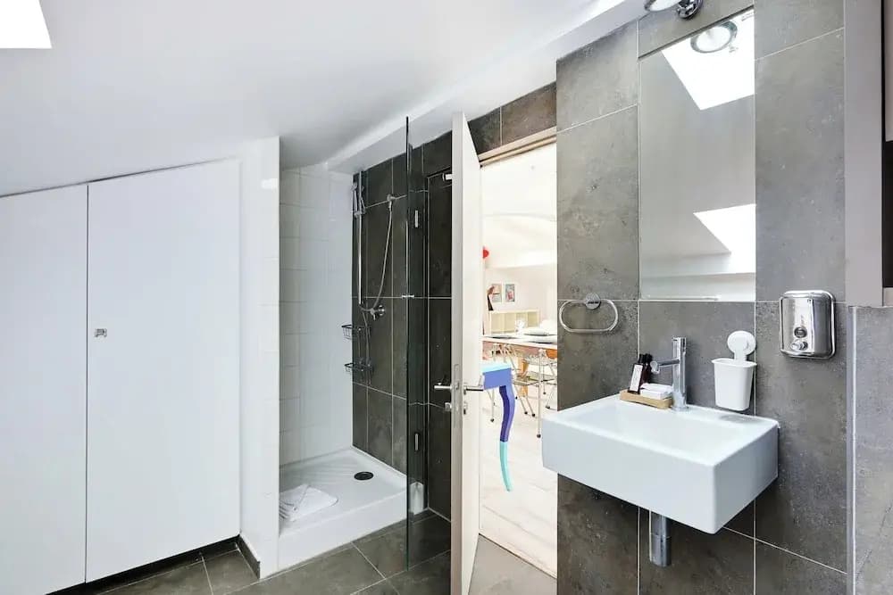 Cozy Apartment & Terrace - 2br/4p - Republique - photo 7