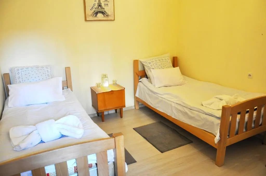Nukiss Hostel - photo 2