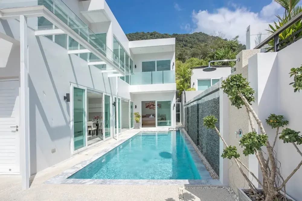 Elegant Designer 4BR Pool Villa Skylight - photo 21