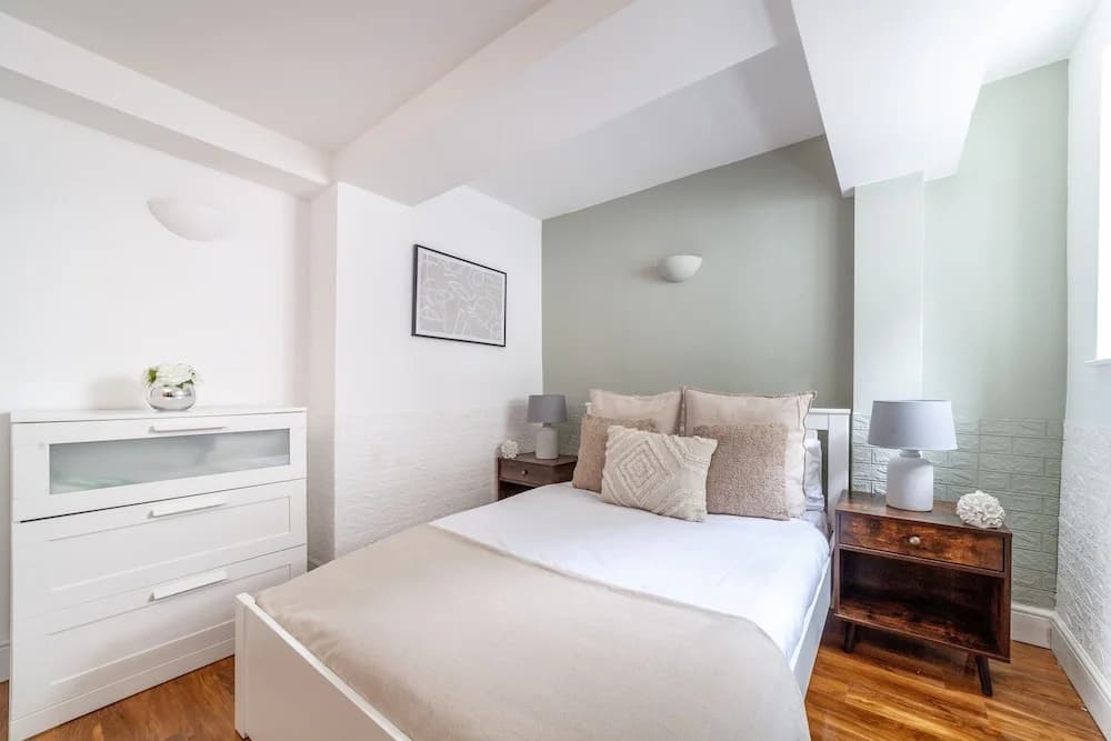 The Hackney Luxury Flats - photo 2
