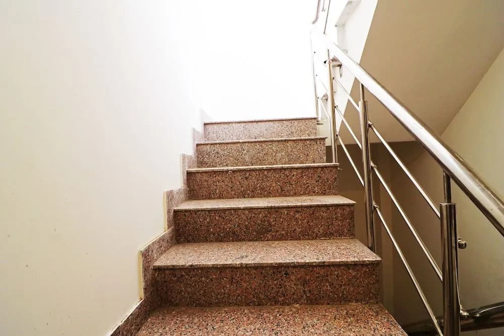 OYO 42622 Admiral Suites - photo 13