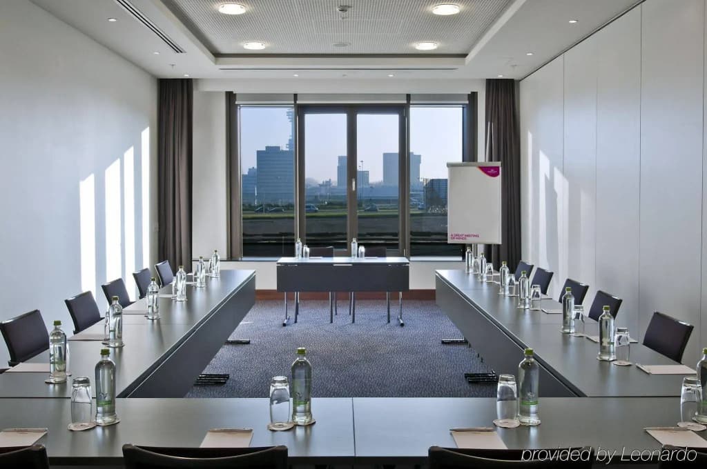 Crowne Plaza Amsterdam South by IHG - photo 21