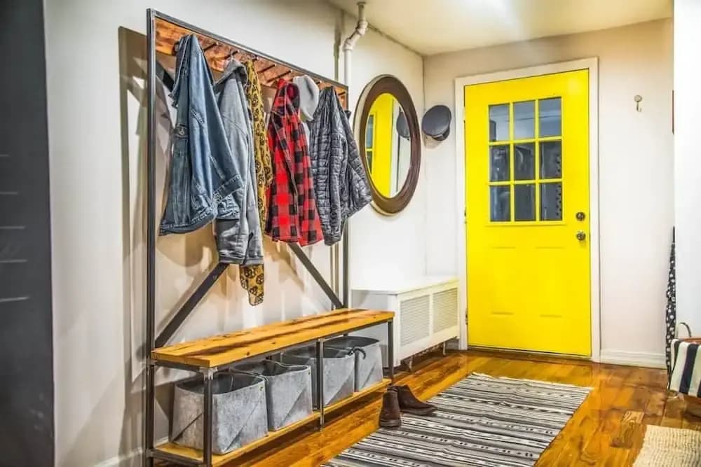 Yellow Block BnB - photo 1