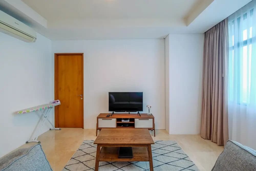 Modern 1Br Apartment at Veranda Residence Near Puri Indah Mall - photo 2