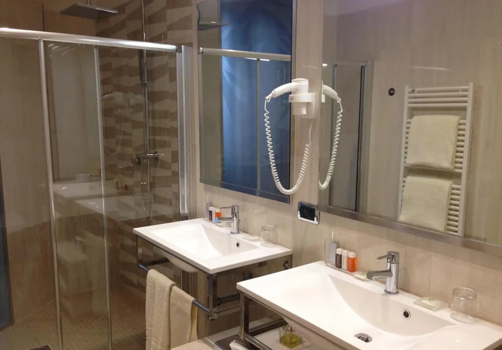 Soperga Hotel - photo 10