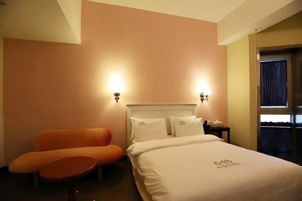 648 Hotel - photo 6