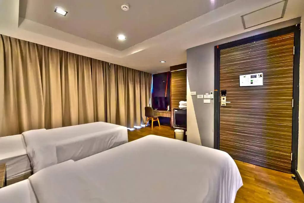 H2 Hotel - photo 4