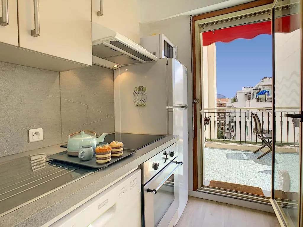 Nestor&Jeeves - SUNRISE TERRACE - Central - Very close sea - Terrace 30m - photo 4