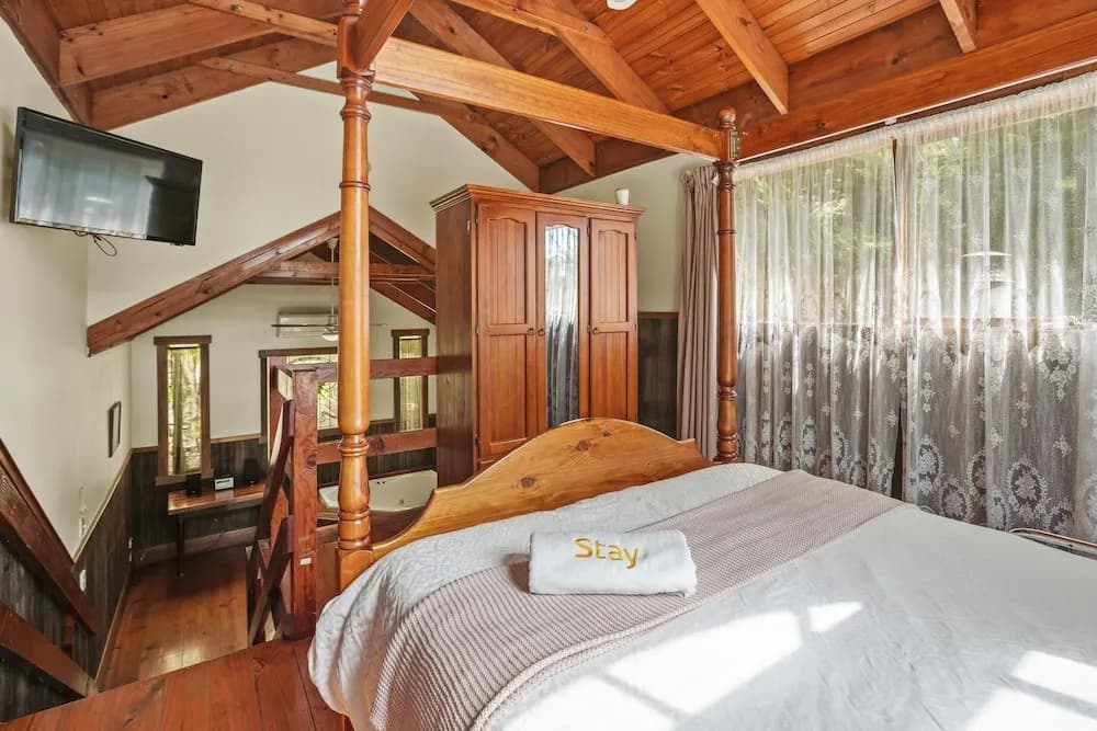 StayAU 1BR Rustic Picturesque Cottage - photo 3
