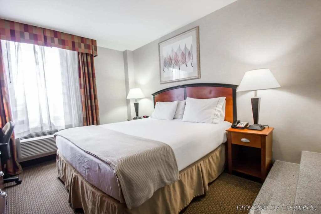 Red Lion Inn and Suites Brooklyn - photo 5