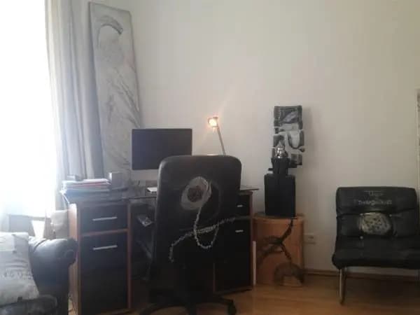 Designer Apartment In City Centre - photo 2