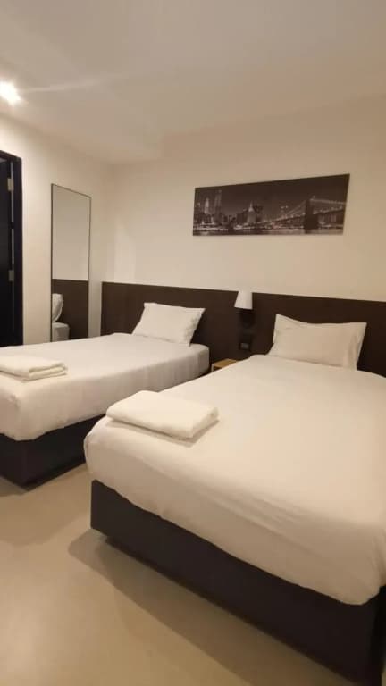 Jellybean The Blocks Hostel Sukhumvit 10 - photo 21