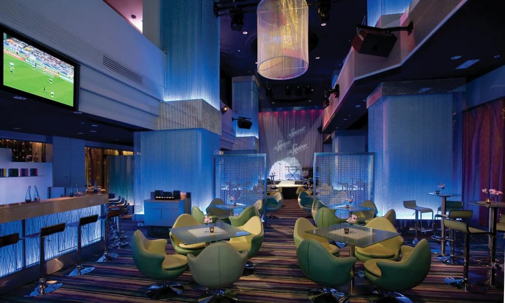Regal Riverside Hotel - photo 16