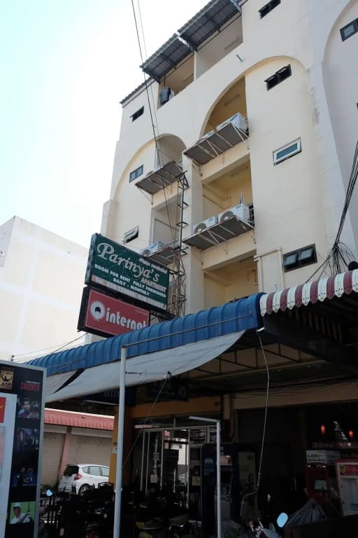Parinya's Apartment - photo 1