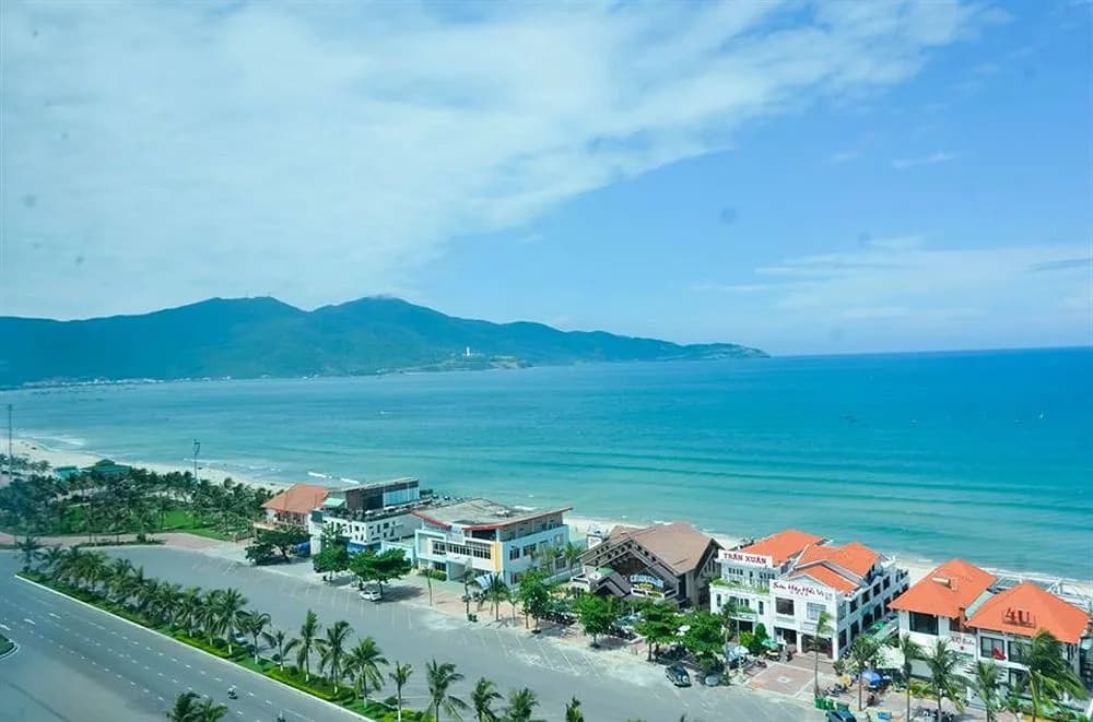 Seafront Hotel Da Nang - photo 17