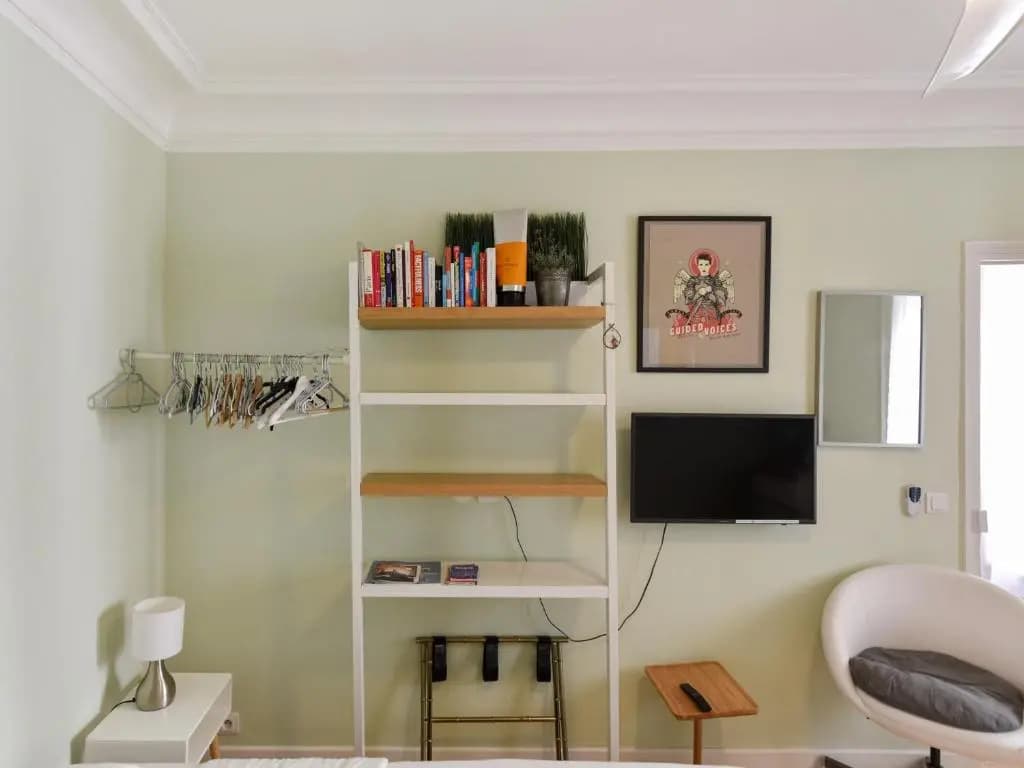 Welkeys - Crozatier Apartment - photo 4