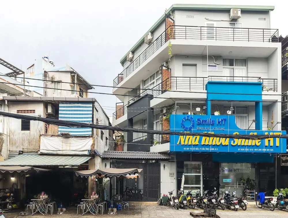Christinas Saigon 1960s - photo 1