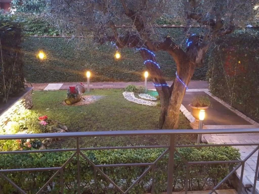 Aurelia Garden Gold Bed & Breakfast - photo 16