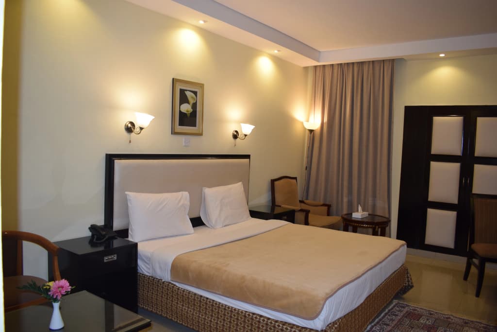 Palm Beach Hotel - photo 6