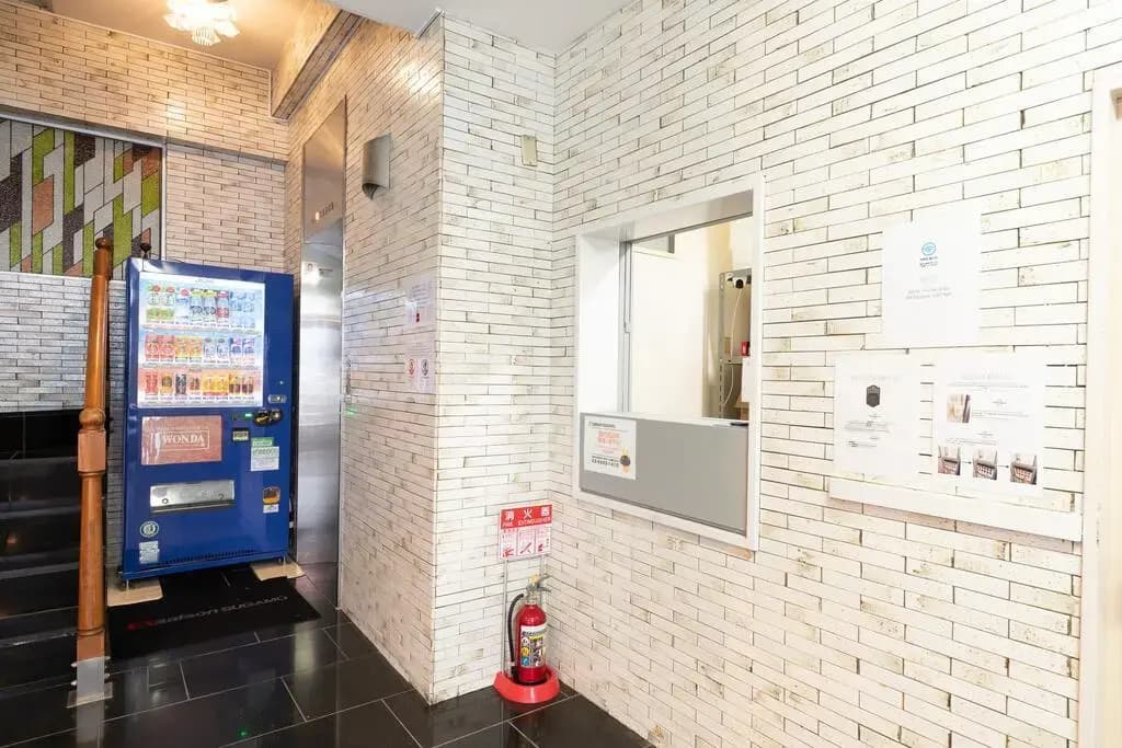 Oyo Hotel Exsaison Sugamo Tokyo - photo 2