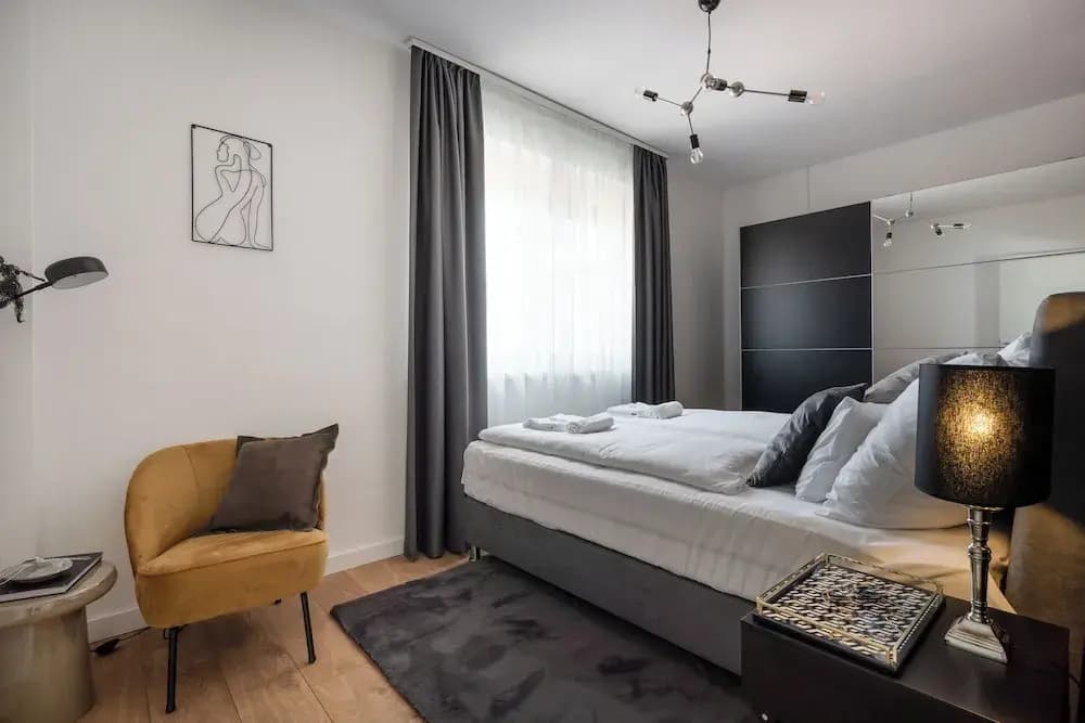 The Rose Garden Apartments - photo 10