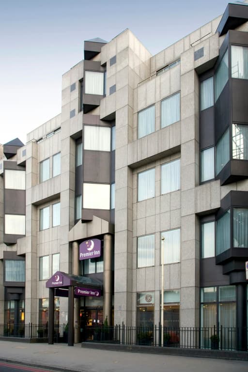 Premier Inn London City - Tower Hill - photo 22
