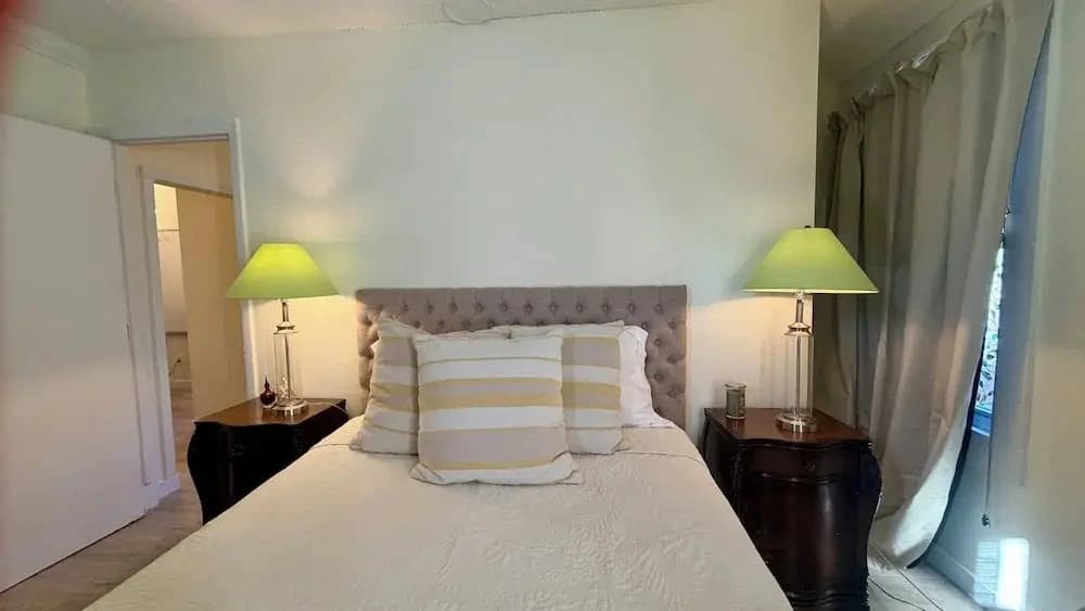 The Coconut Grove Hideaway - photo 1