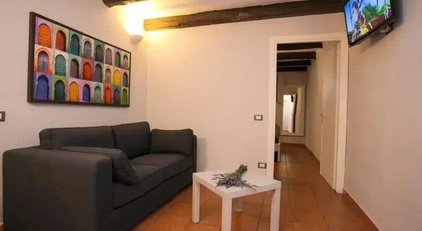 Vaticanhouse - photo 3