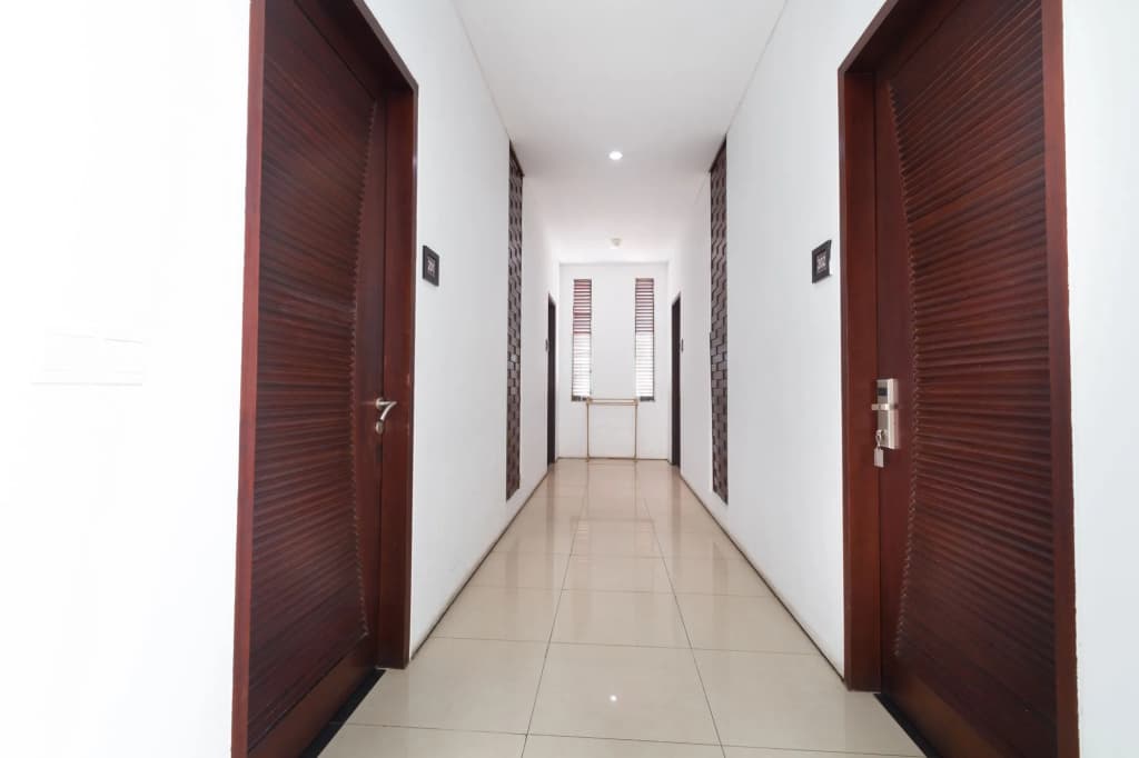 A Residence - photo 13