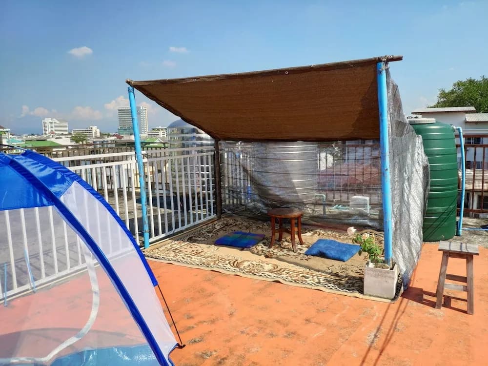 Znap's hostel and Café - photo 20