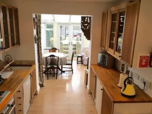 Edencourt Apartment - photo 6