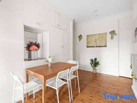 Killara Rooms – Close to Shops & Trains - photo 6