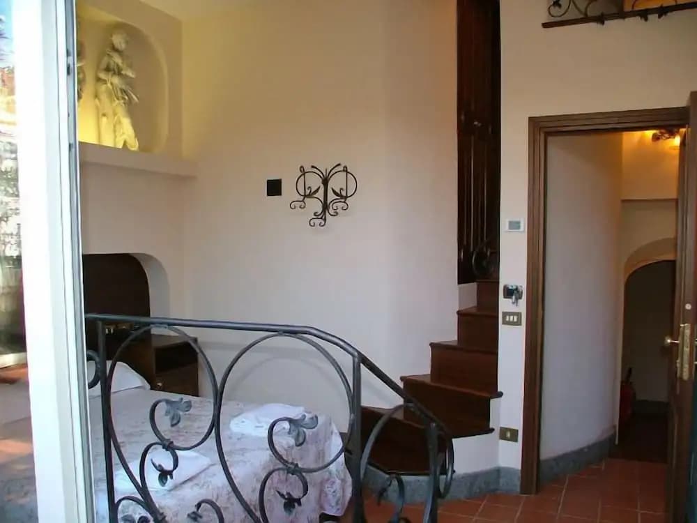 Hotel Okapi - photo 11