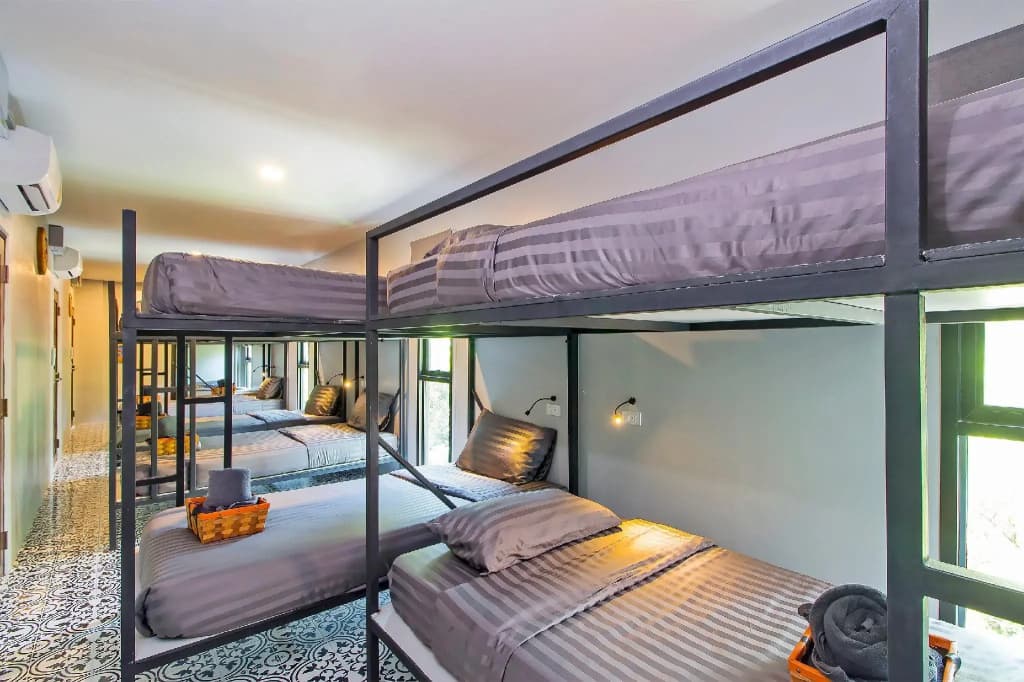 JN9 Poshtel - photo 6