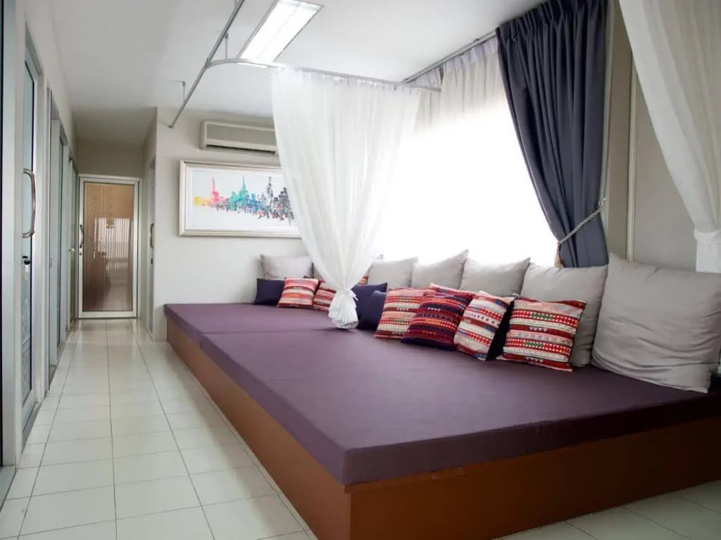 Hub 53 Bed & Breakfast - photo 3