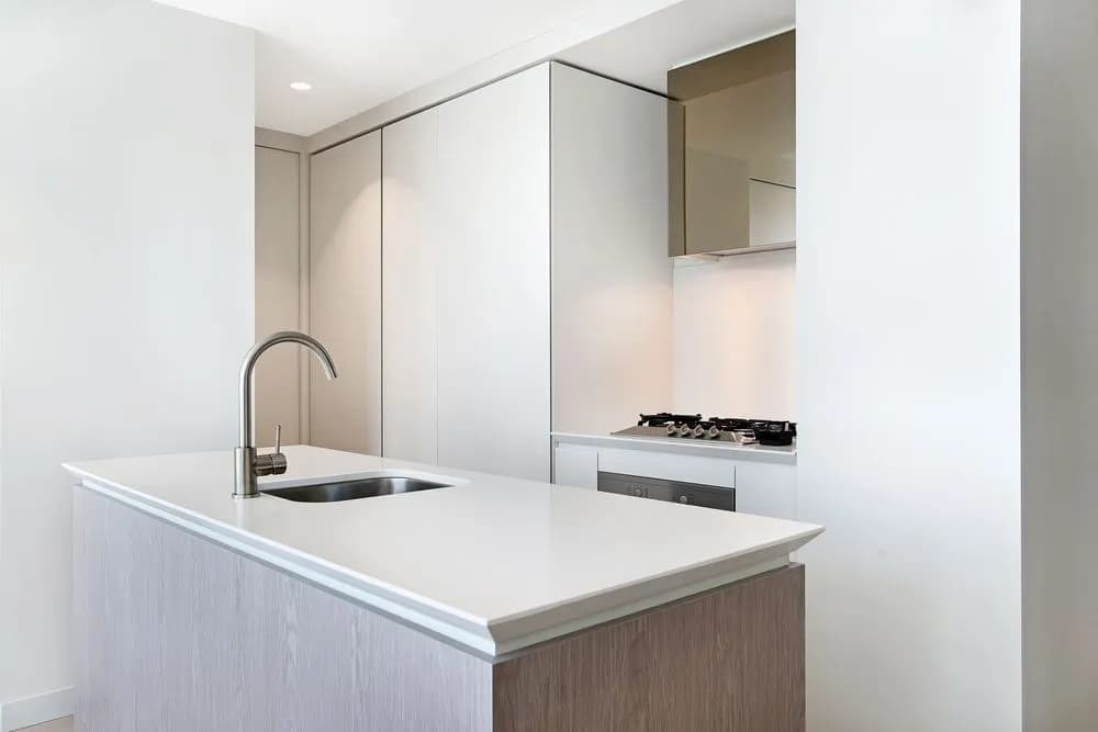 IfStays EQ Tower Apartment - photo 10