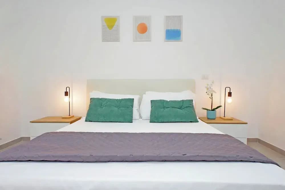 YCH Bagnera Suites - photo 11