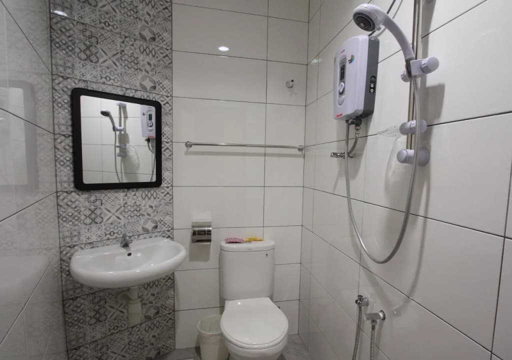 Shamrock Guest House II - photo 7