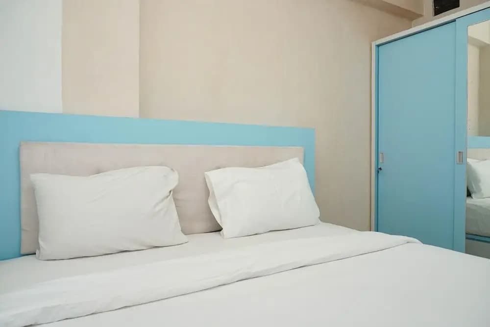 Gorgeous 2BR Green Pramuka Apartment - photo 2