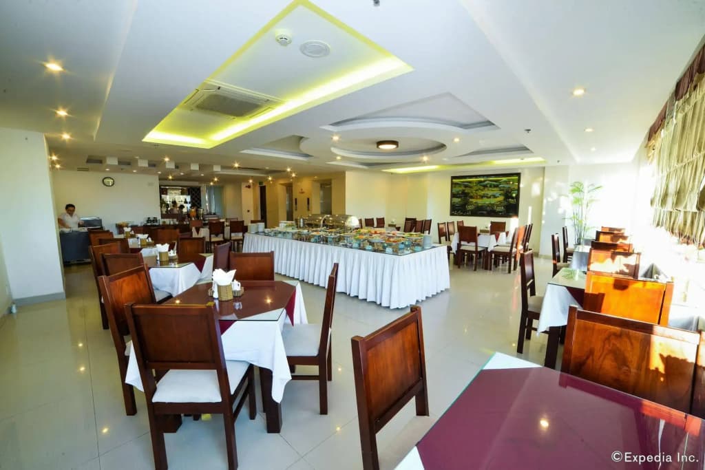 White Snow Hotel - photo 15
