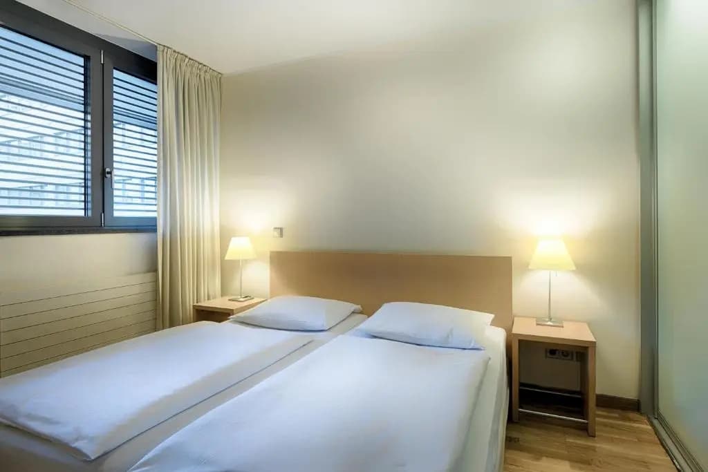 Cityhotel Am Gendarmenmarkt Berlin - photo 8