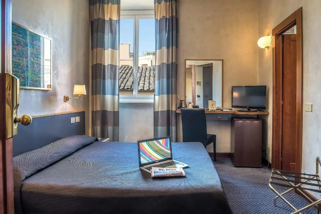 Hotel Accademia - photo 7