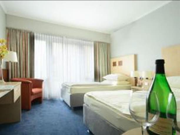 Best Western Berlin Kurfrstendamm - photo 7