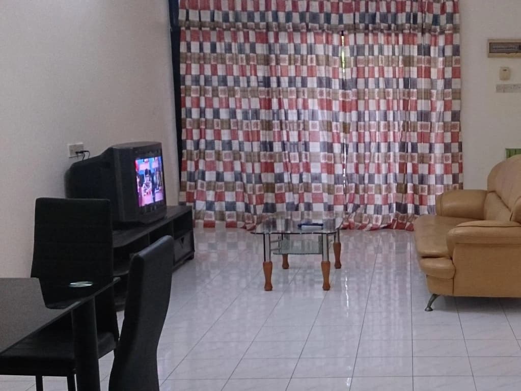 Bayan Seaside Guesthouse - photo 2
