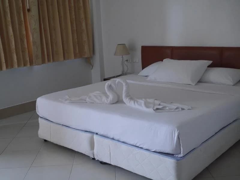 Baan Petcharat - photo 3
