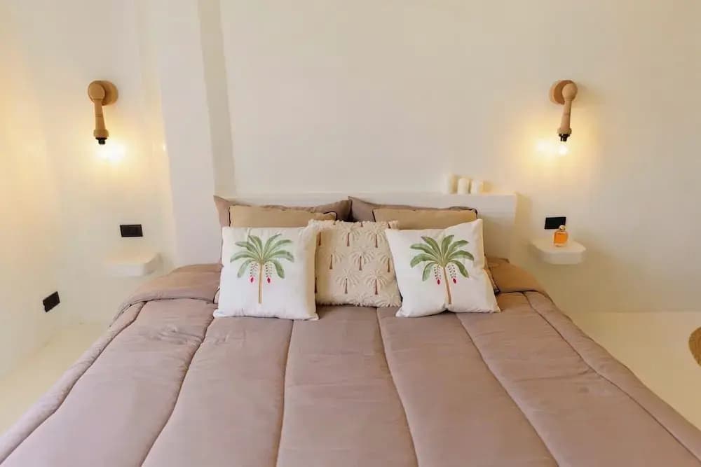 The Hidden Home - photo 4