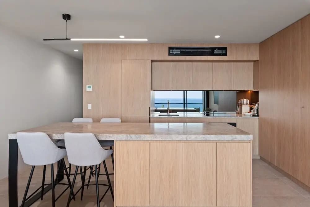 Modern 1-bed With Tamarama Beach Views - photo 5