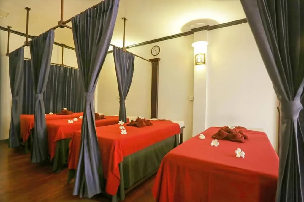 Grand Sunset Angkor Hotel - photo 2