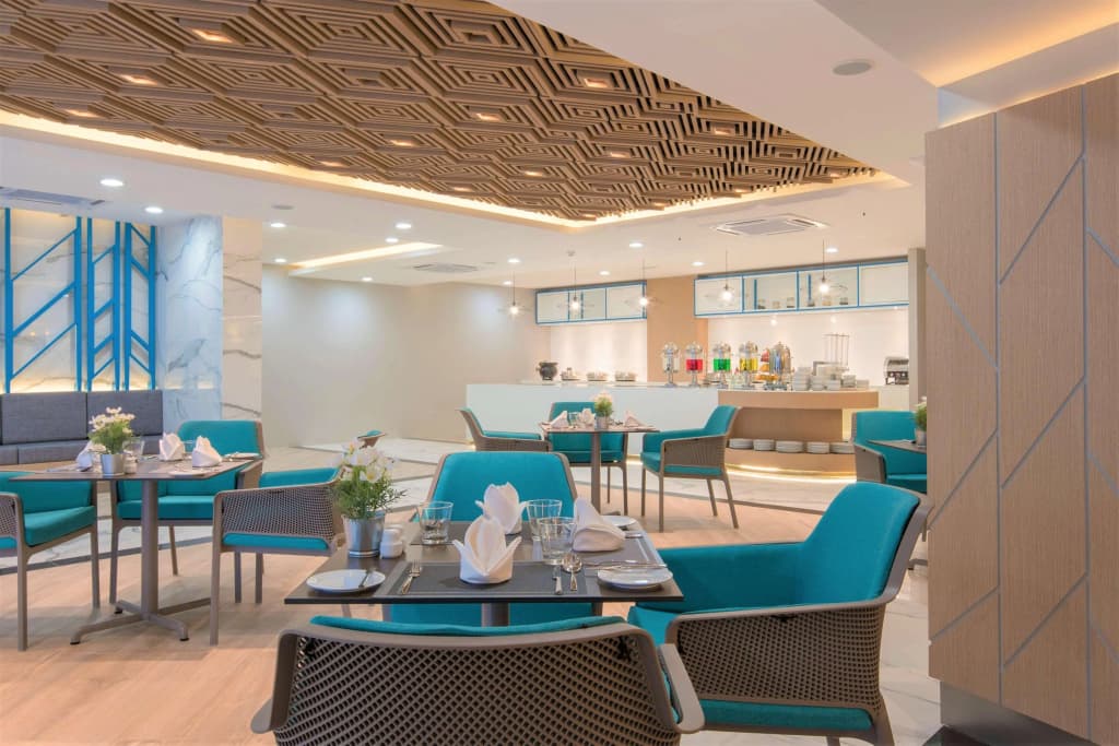 The Beachfront Hotel Phuket - photo 15